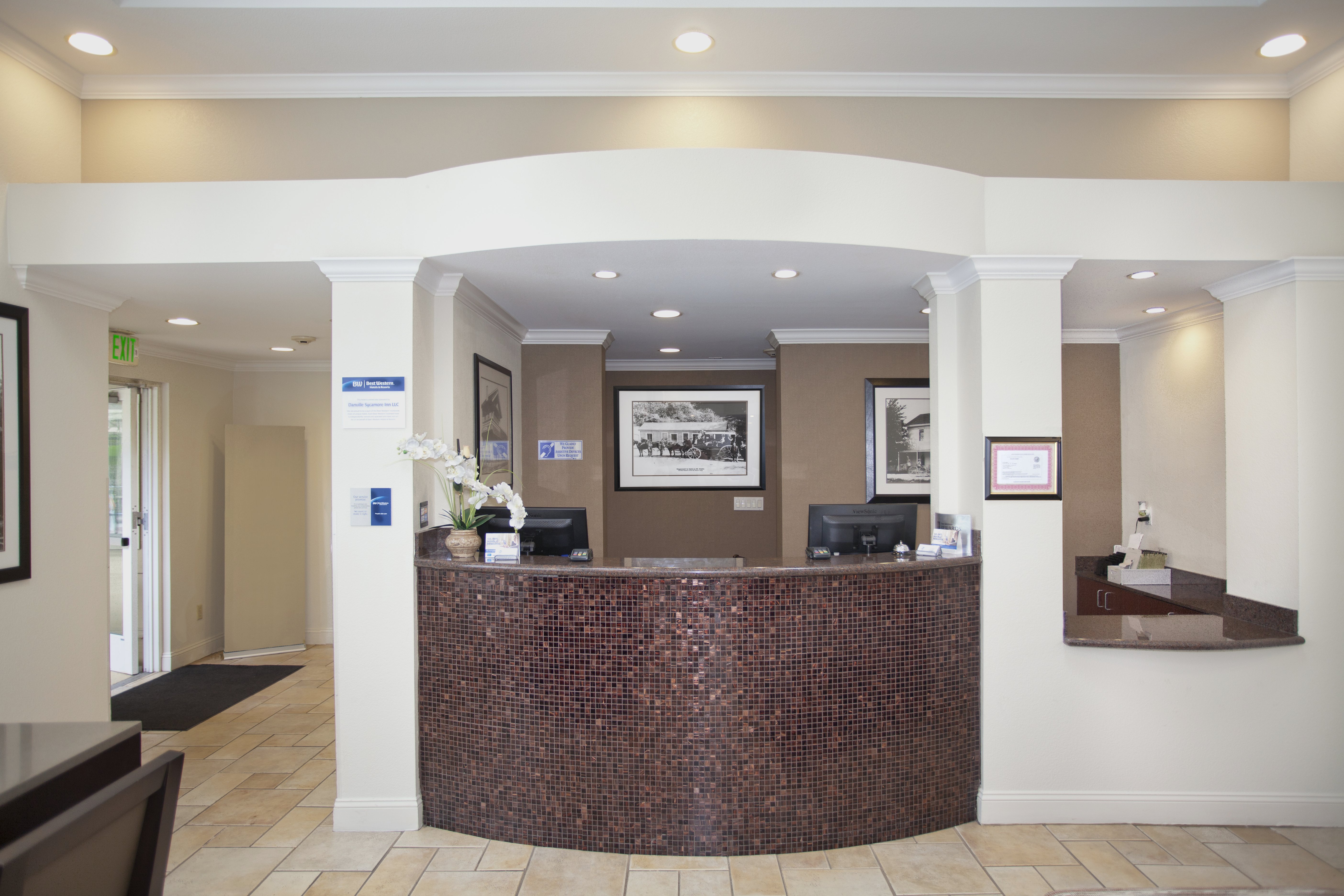 Lobby at Best Western Danville Sycamore Inn, DANVILLE - CA