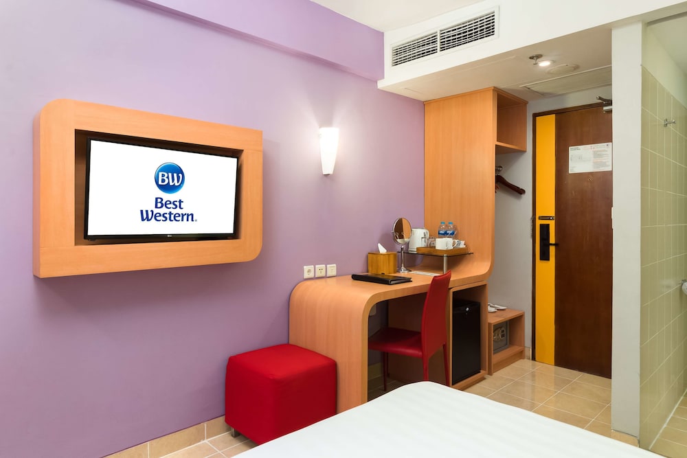 Kuta Beach Hotel 36/45