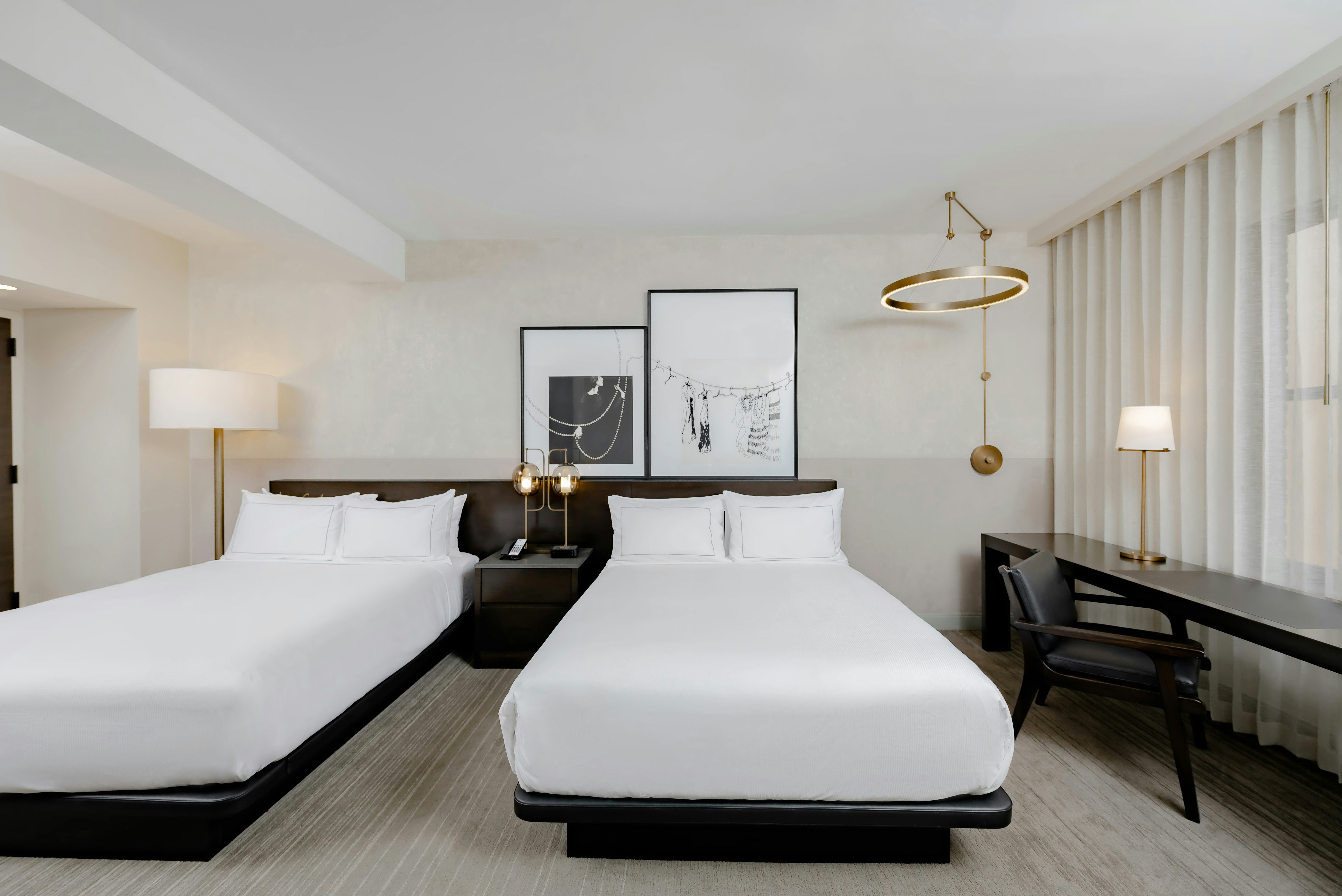 ROOM, 2 QUEEN BEDS, BATHTUB, ACCESSIBLE