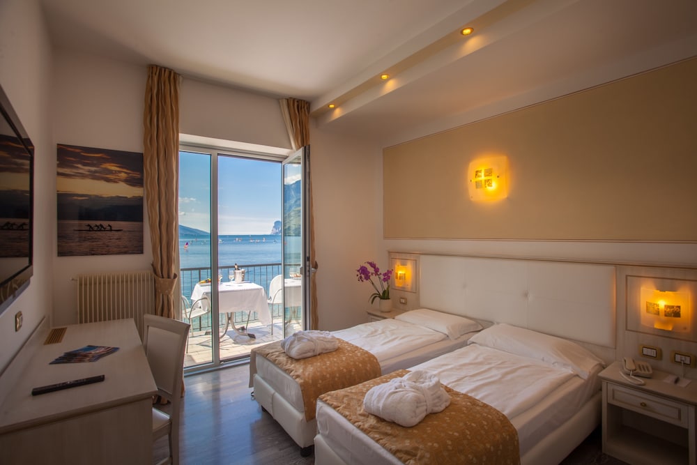Hotel Lido Blu Surf & Bike 4/50