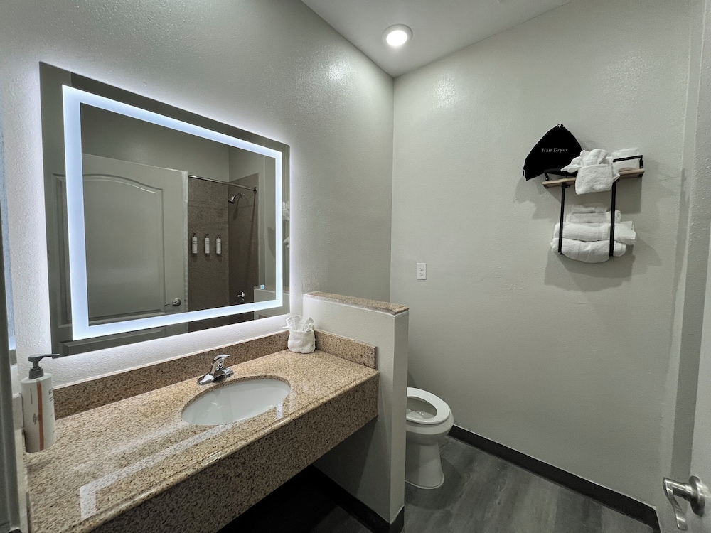 Sonesta Essential Hotel Houston-I-45 Spring 47/47