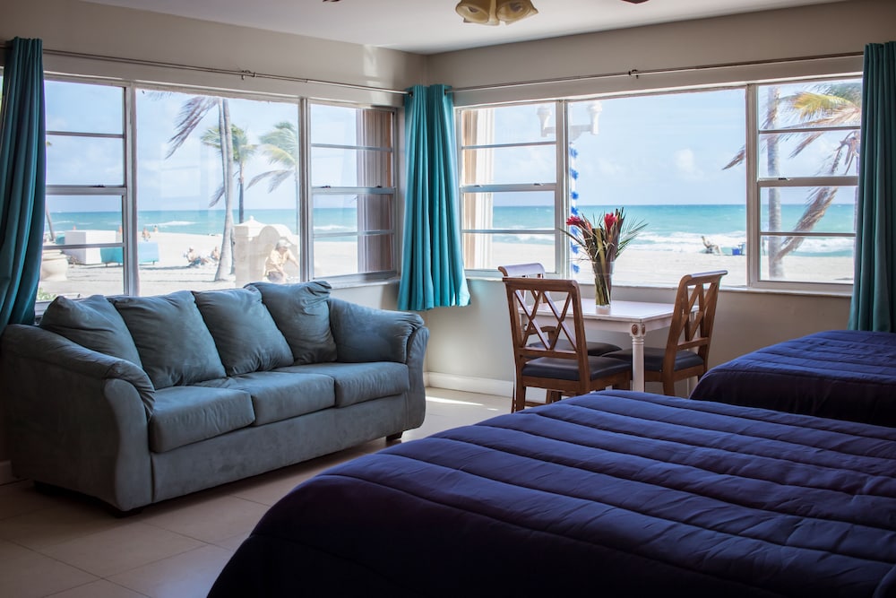 Riptide Oceanfront Hotel 48/72