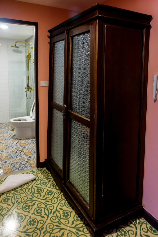 Siri Heritage Bangkok Hotel 47/71