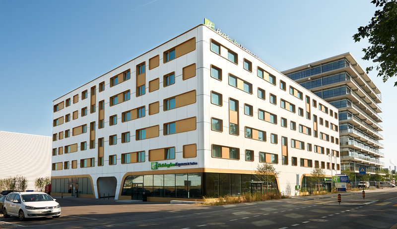 Holiday Inn Express & Suites - Basel - Allschwil, an IHG Hotel 25/28