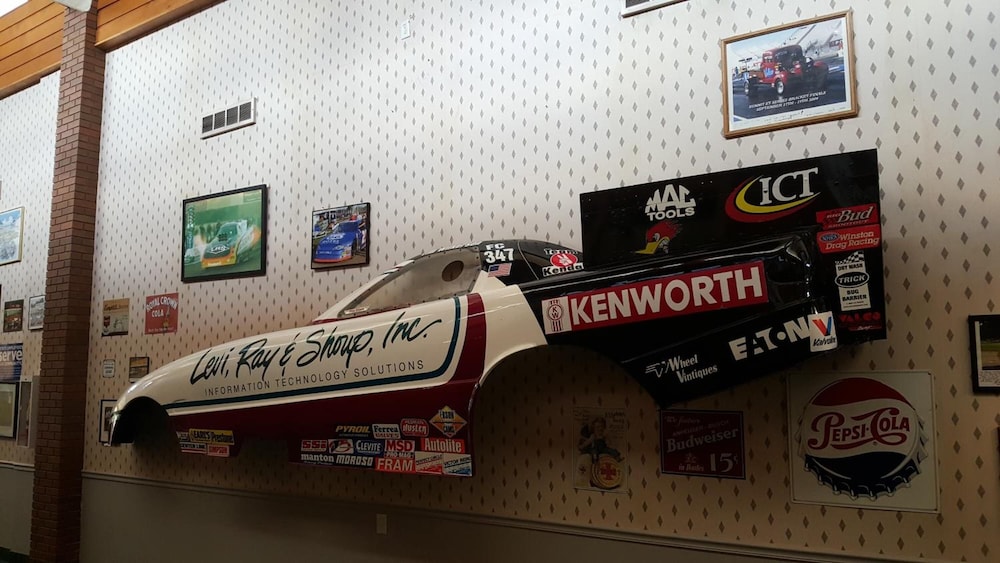 Route 66 Hotel And Conference 31/58