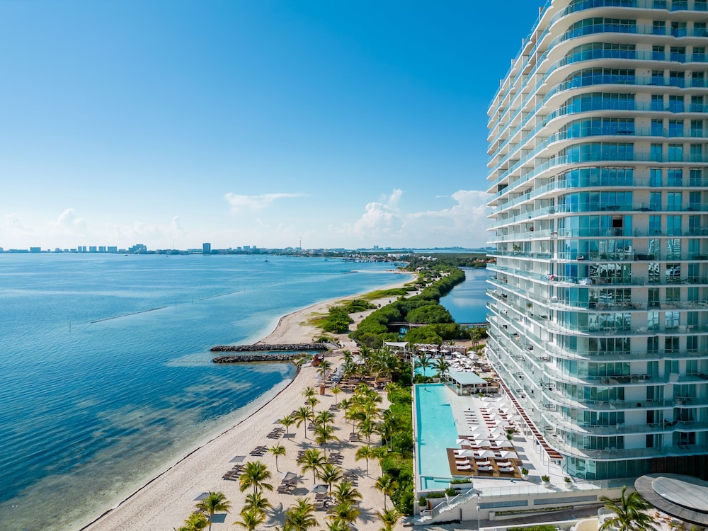 SLS Cancun in CANCUN