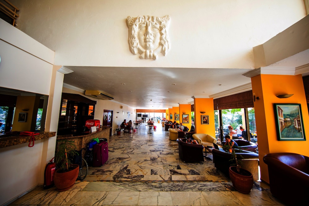 Tuntas Beach Hotel Altinkum 16/27
