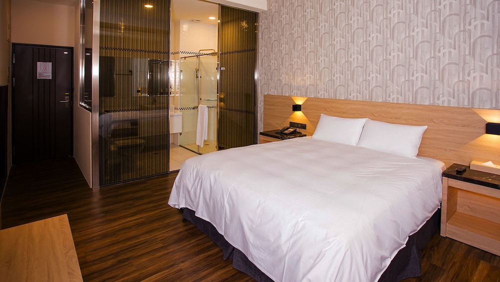Yu Chun Hotel 20/40