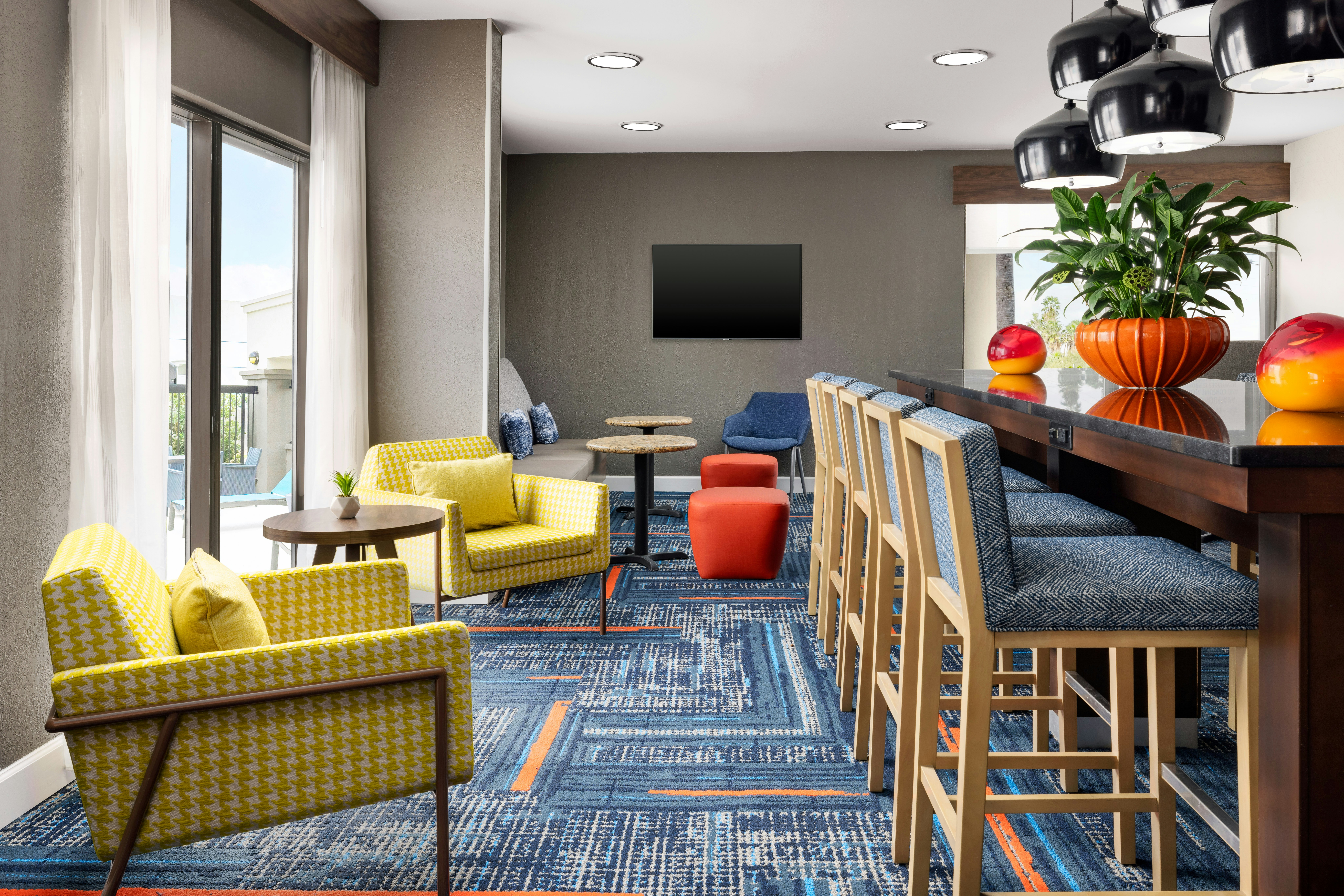 Hampton Inn Laredo 35/45