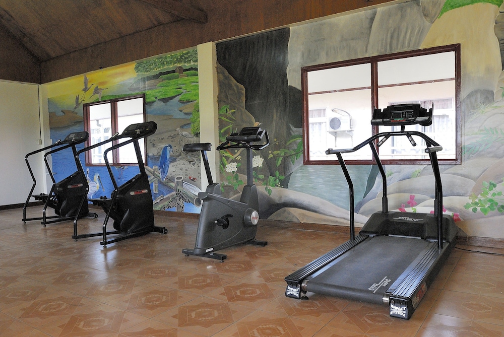 Airai Water Paradise Hotel And Spa 35/56