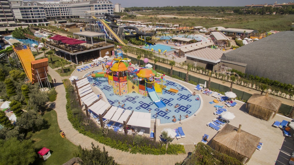 Saturn Palace Resort 29/50