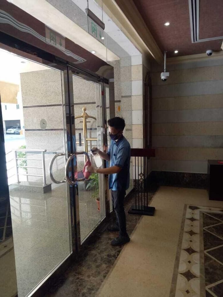 Al Raya Hotel Apartments 53/63