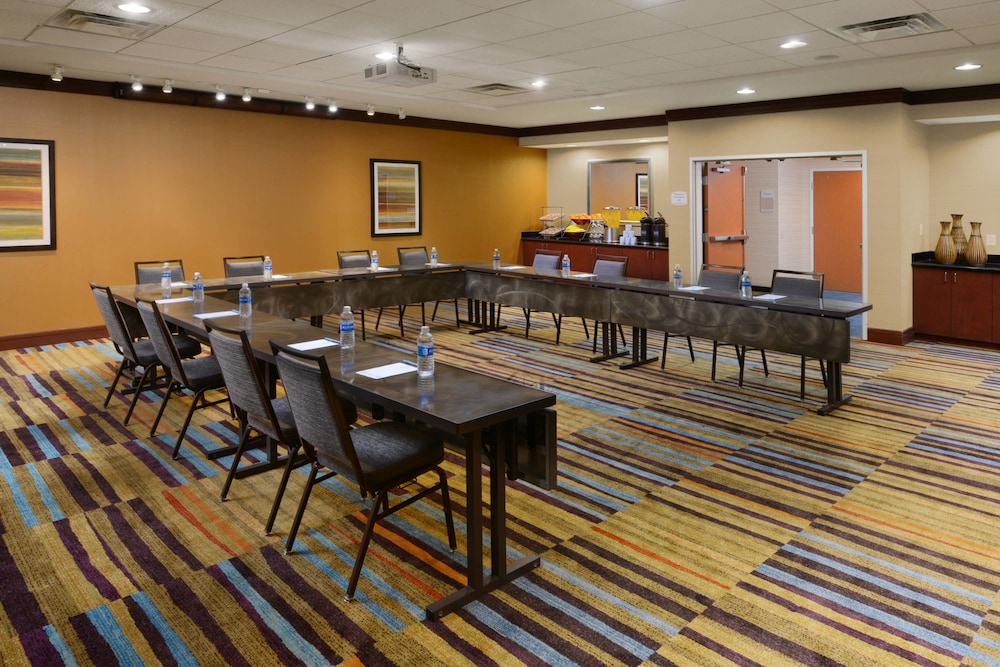 Fairfield Inn Suites By Marriott Dallas Plano the Colony 31/31