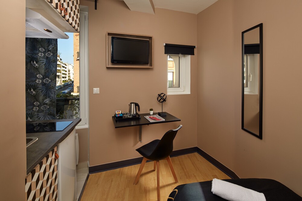RESIDENCE AURMAT 33/69
