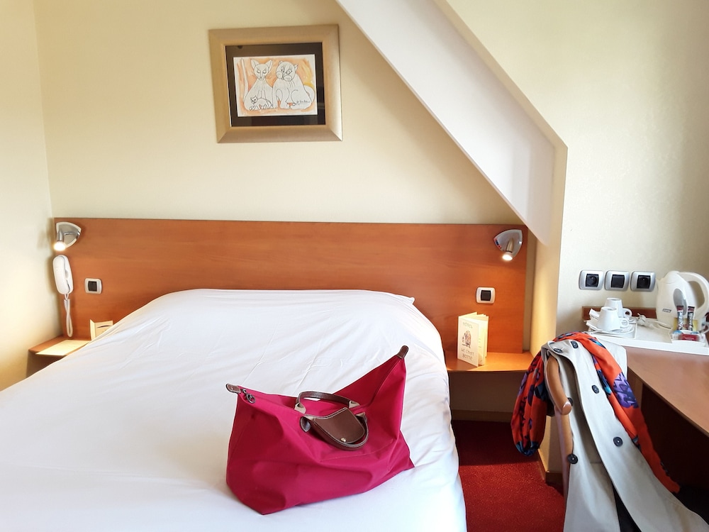 In Situ Hotel 20/50