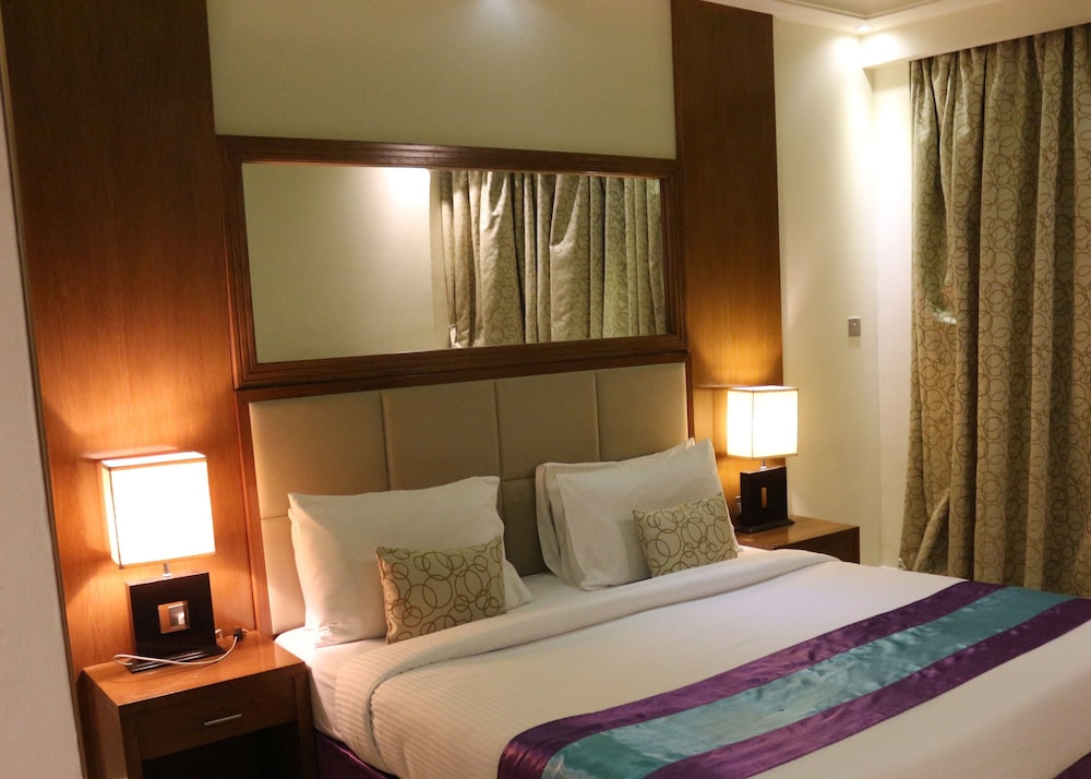 Pearl Executive Hotel Apartment (ex Pearl Park Deluxe Hotel Apartments) 10/50