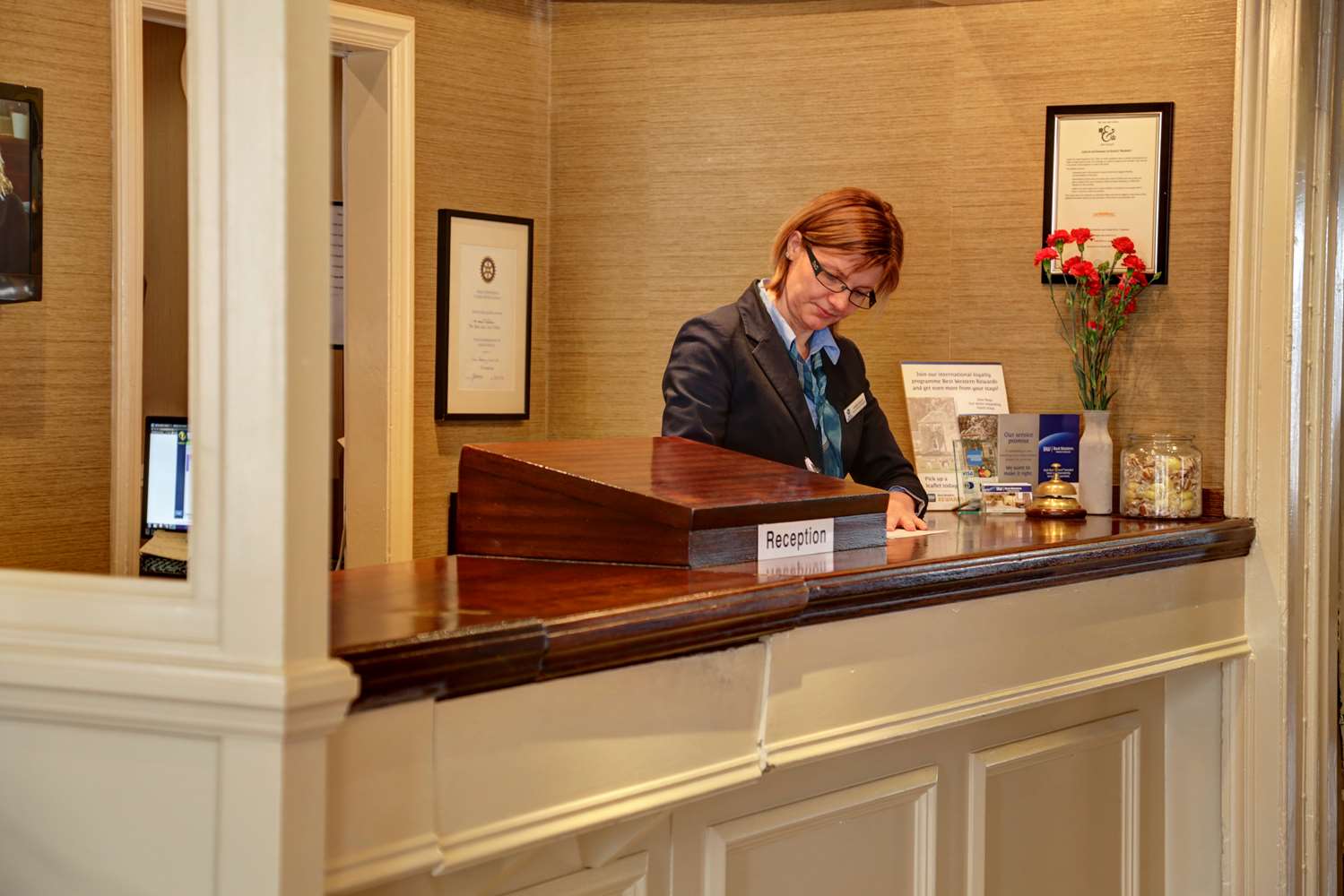 Uno Rose & Crown Hotel Tonbridge 3/35