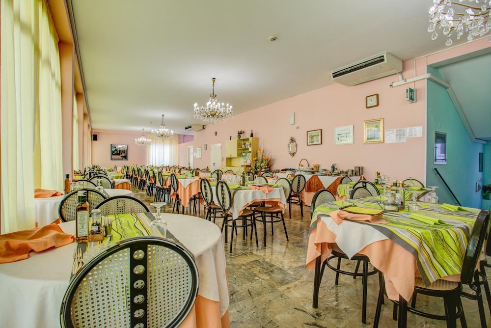 Hotel Diamante 44/50
