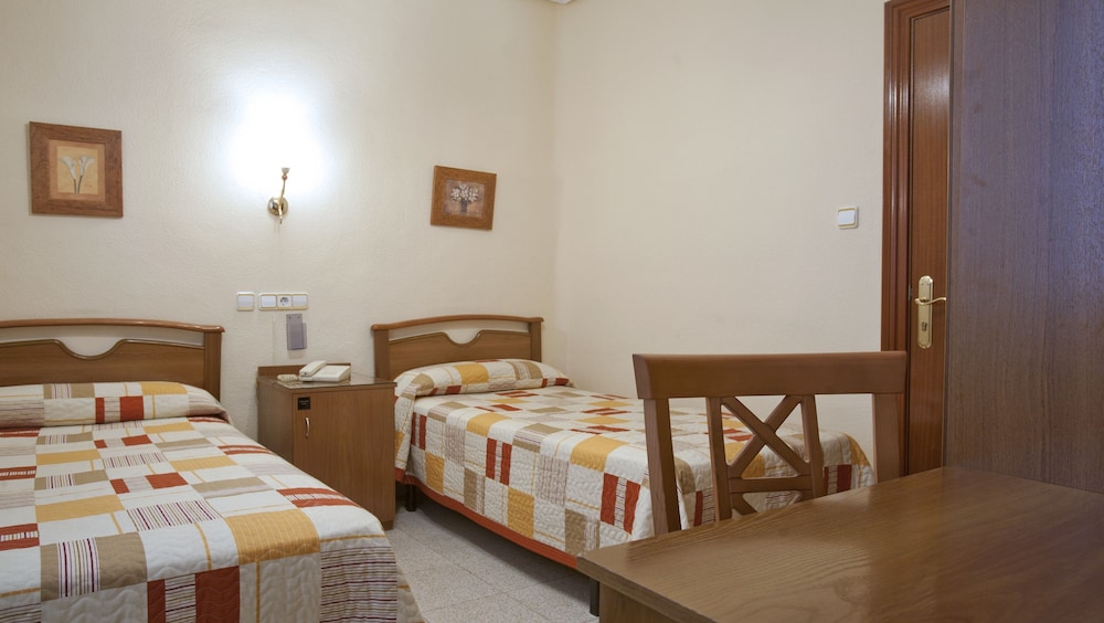 Hostal Maria Luisa 14/36