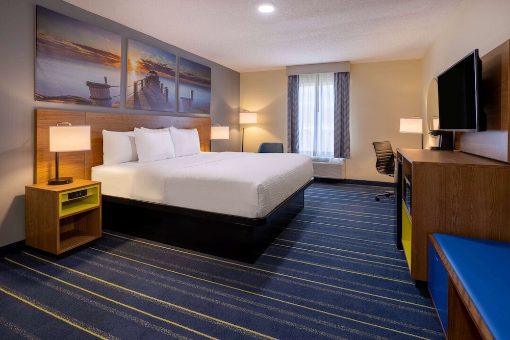 Days Inn by Wyndham Grayson 38/58