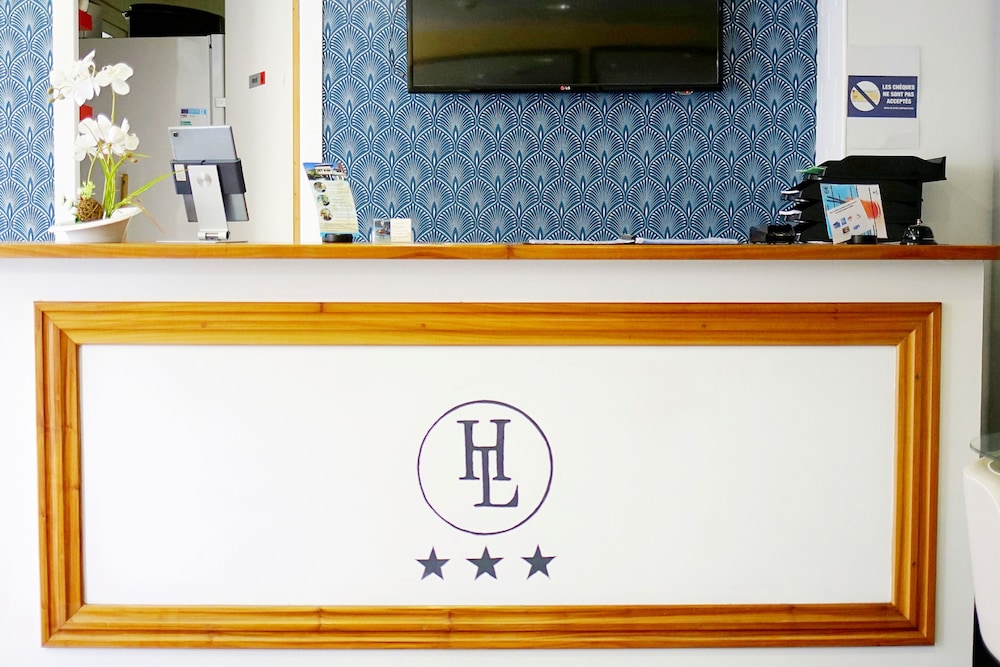 Lindsey Hotel 10/64