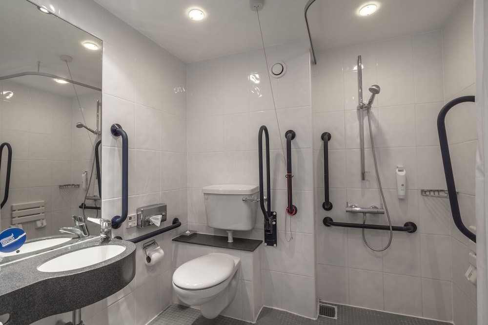 Holiday Inn Express Kettering 17/52