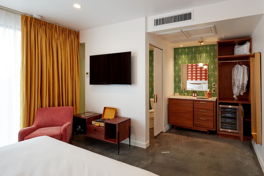 Rise Uptown Hotel 39/58