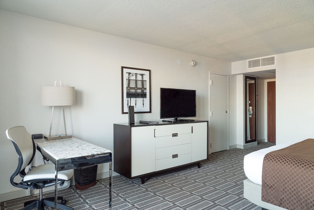 South Shore Harbour Resort & Conference Center 27/30