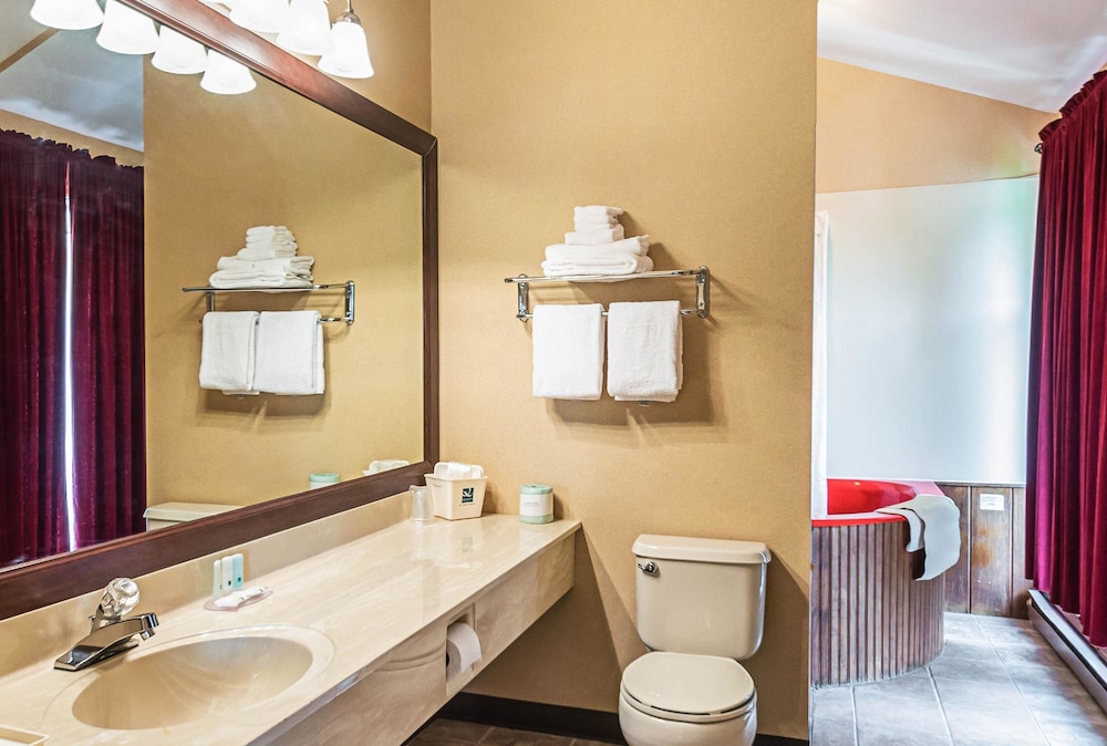 Quality Inn & Suites Frostburg-Cumberland 11/58