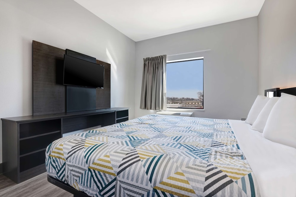 Motel6 Dallas, TX - Methodist Charlton Medical Ctr. 40/50