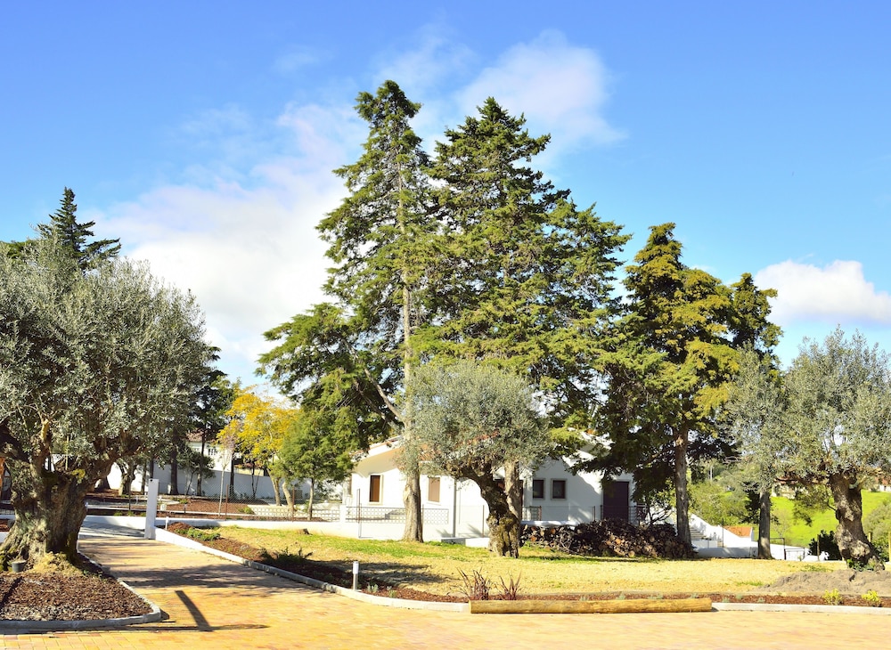 Hotel Aires Da Serra 38/50