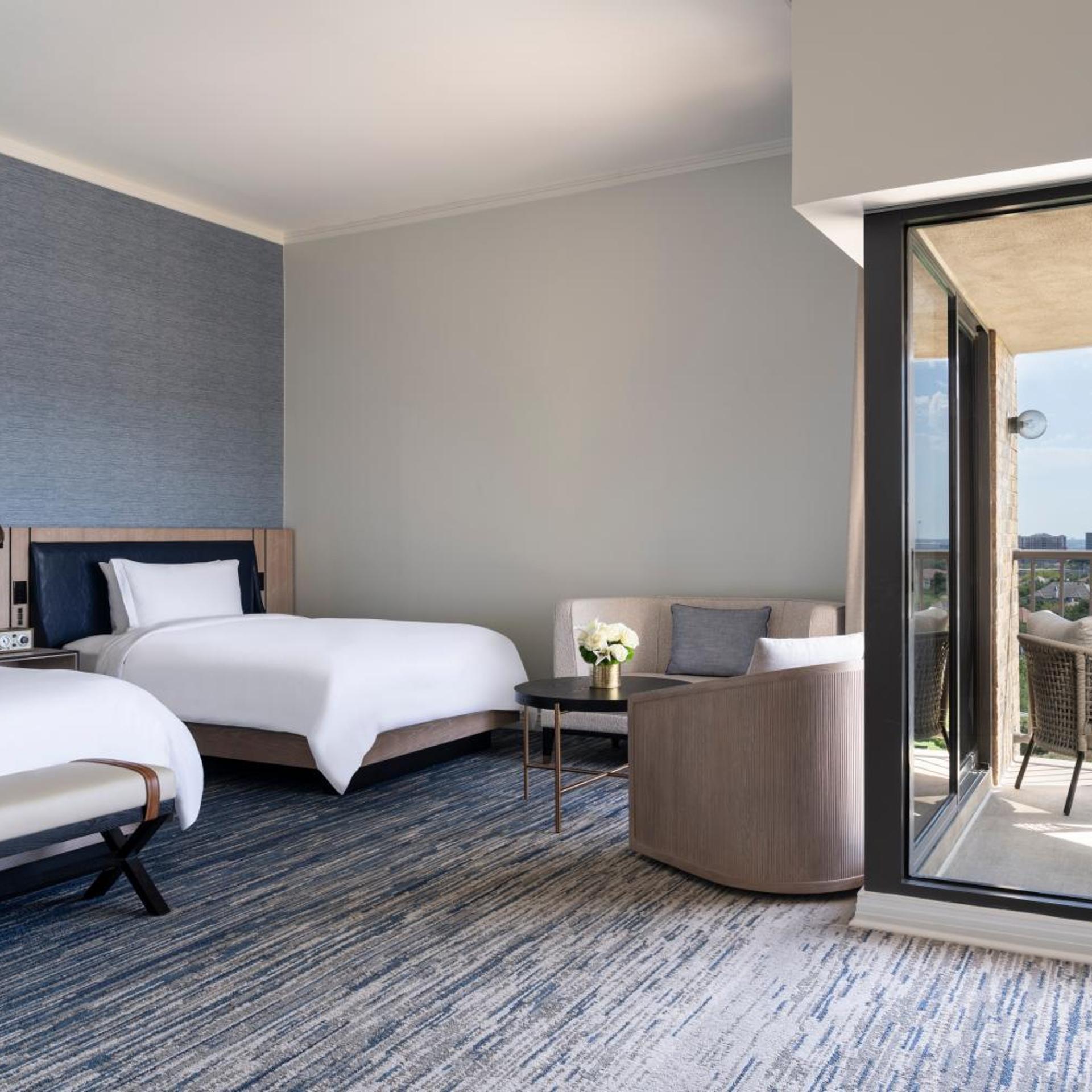 Tower, Guest Room, King Bed, Balcony, Corner