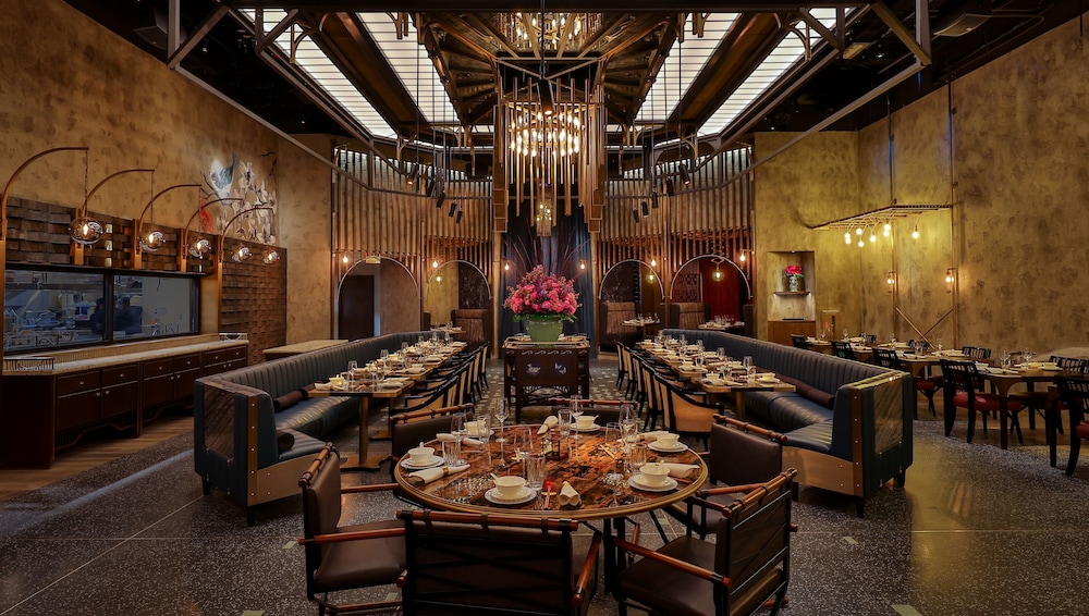 The Palazzo Prestige Club Lounge 50/68