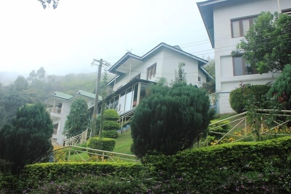 Deshadan Mountain Resort in MUNNAR