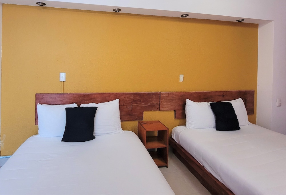 Hotel Dulce Luna 13/23