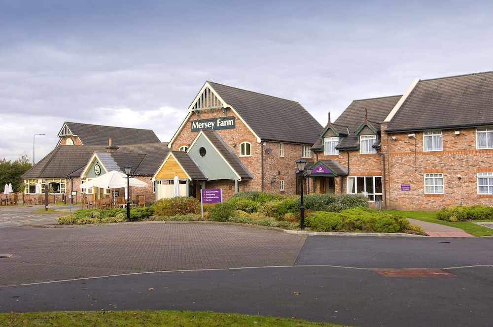 Premier Inn Manchester (Sale) 59/66