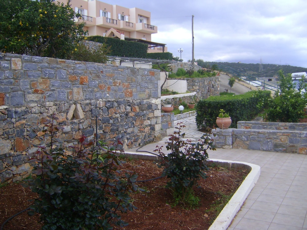 Kavousanos Apartments 41/50