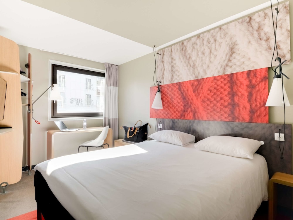 Ibis Paris 17 Clichy Batignolles 23/75