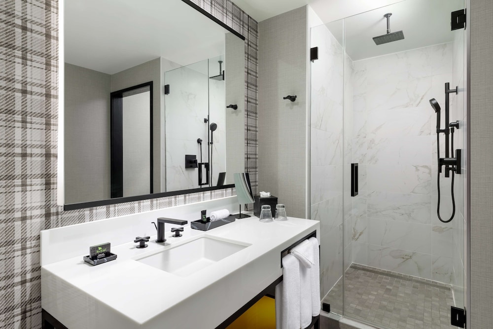 Hyatt Centric Mountain View 20/70