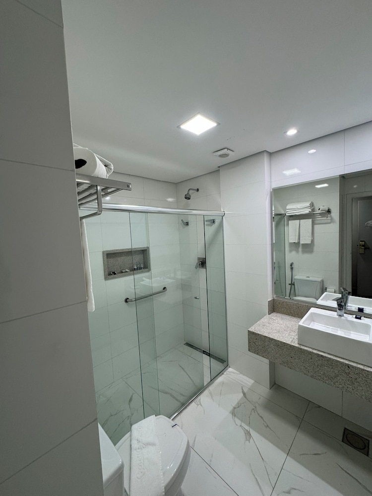 Inner, Superior, Luxury, King Bed، Hotel Guarany 3/3