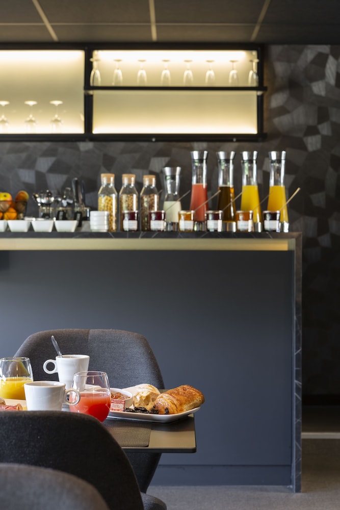 Hotel L Ortega - Rennes St Jacques Aeroport 36/49