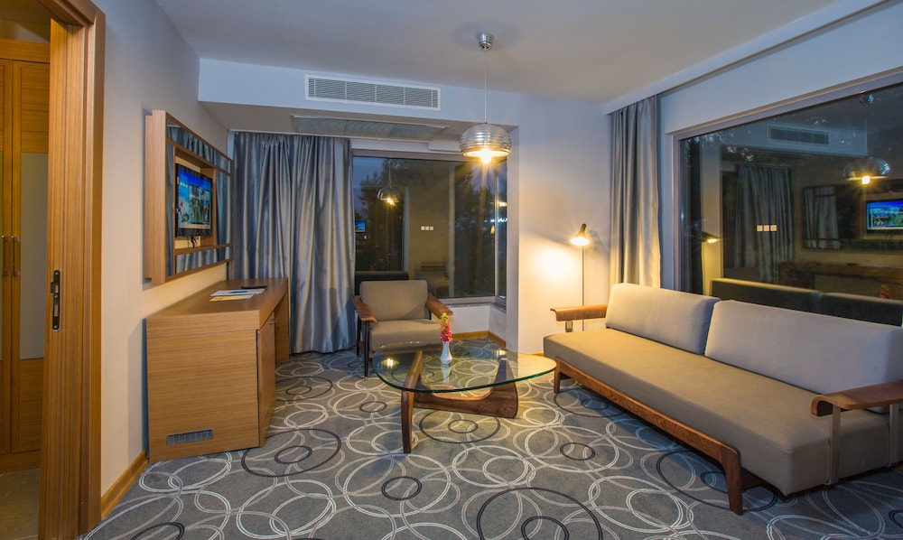 Pine Bay Holiday Resort 47/72