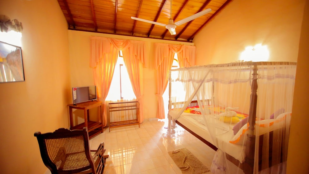 Frangipani Motel 15/46