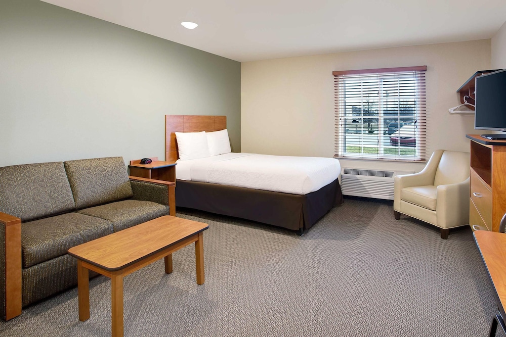 WoodSpring Suites Fredericksburg 13/25