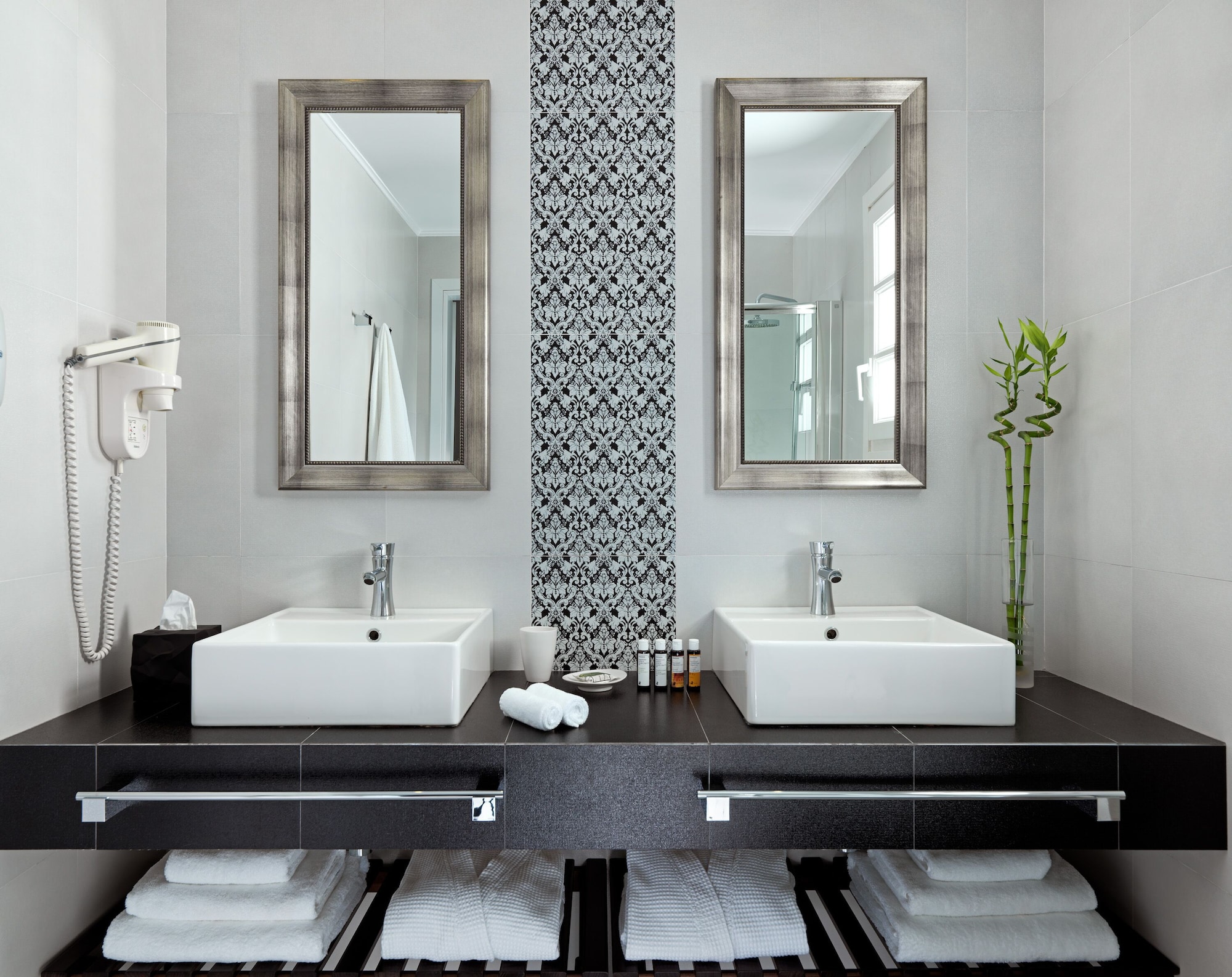 JUNIOR SUITE, DELUXE, OUTDOOR JETTED TUB
