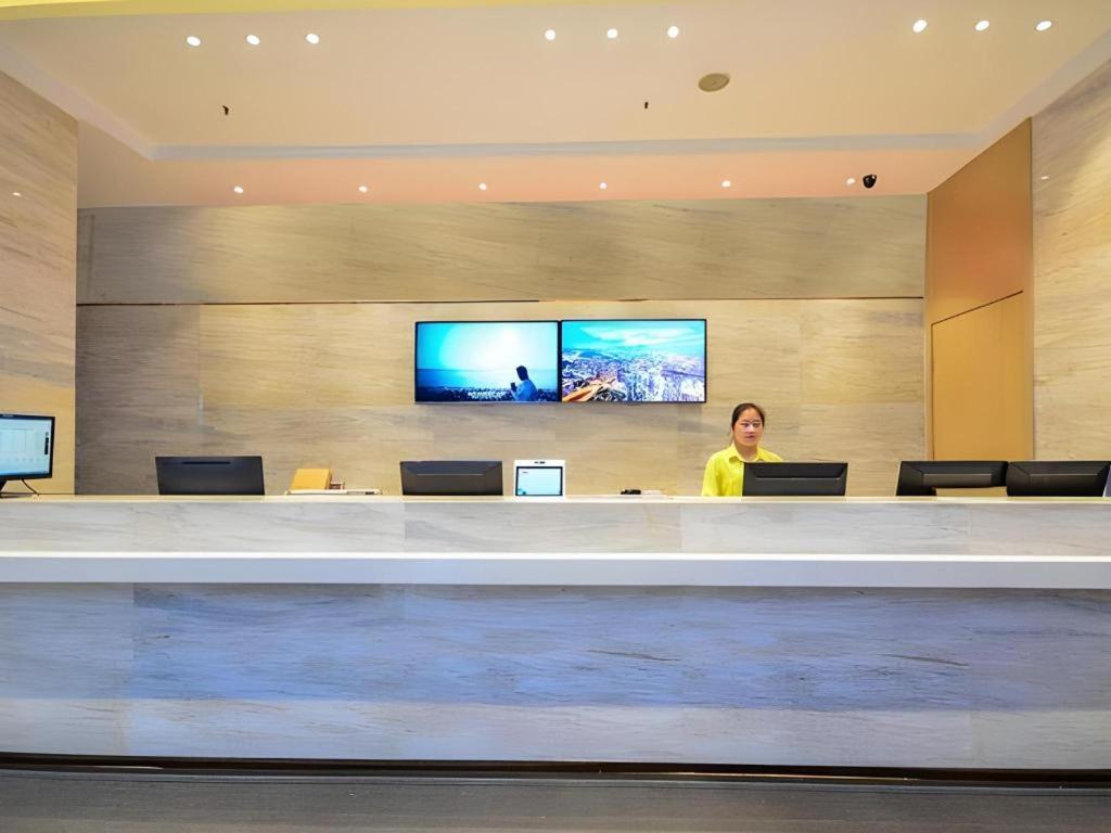 City Comfort Inn(Wuhan Caician Square Branch) 13/54