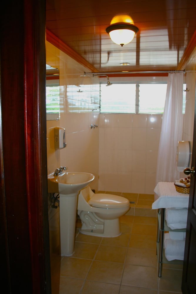 Central Boquete Hotel 44/50