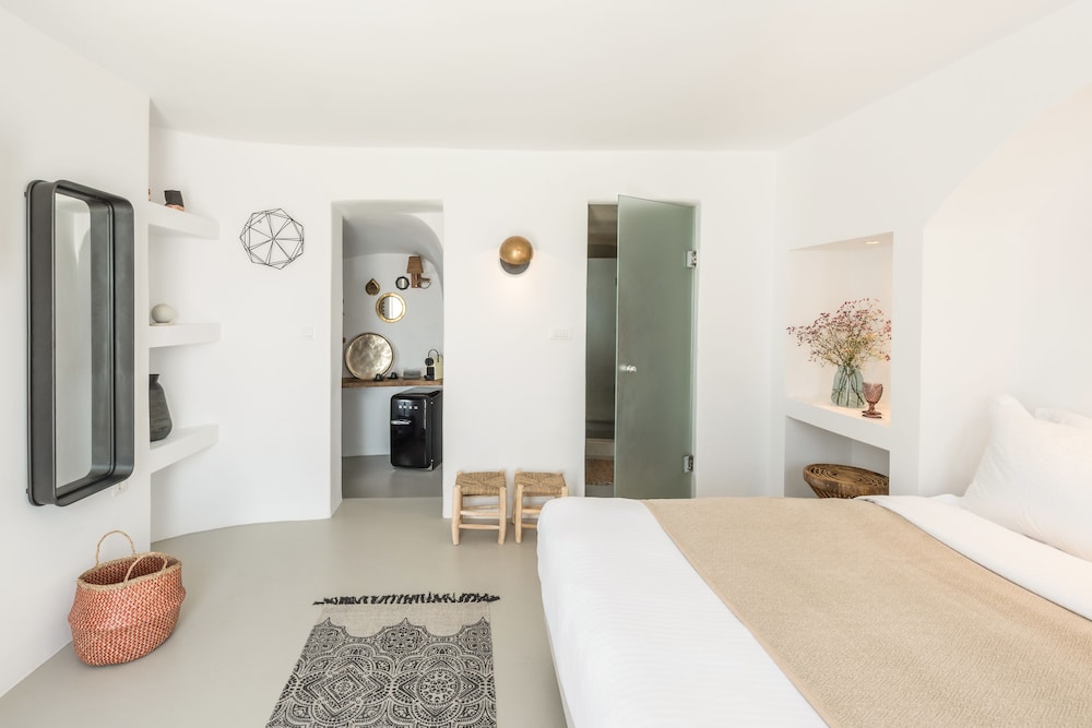 COCOON SUITES 23/68