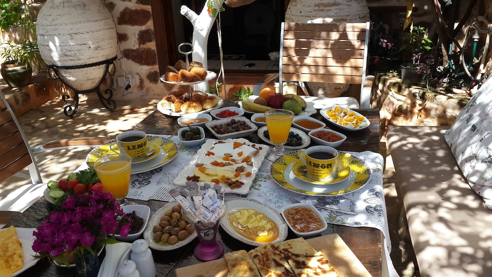 Lemon Villa Hotel 57/74
