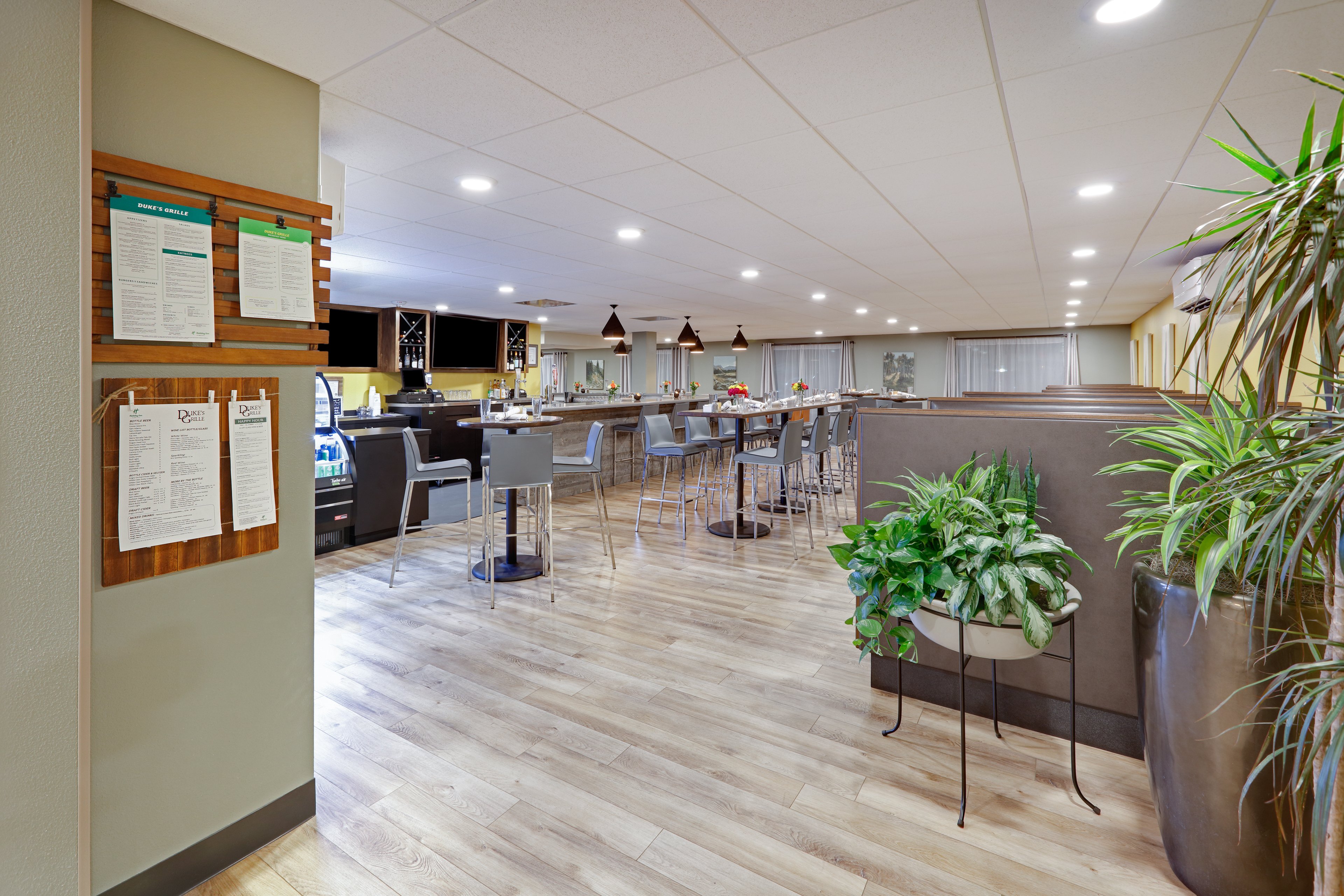 Holiday Inn Twin Falls 24/38